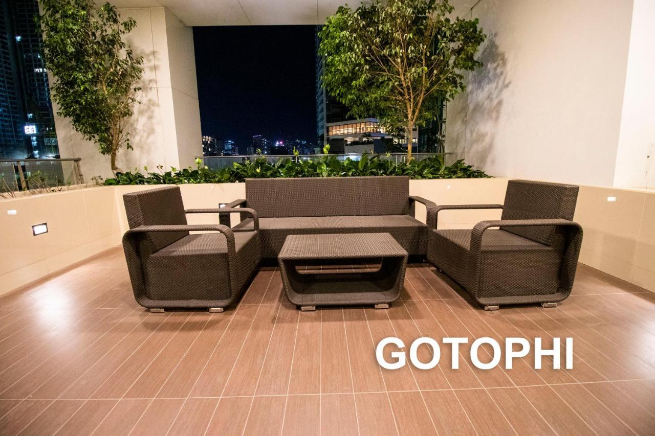 One Uptown Residence Taguig Exterior foto